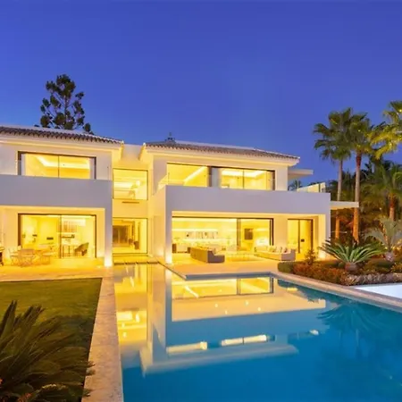 Aurora * Marbella