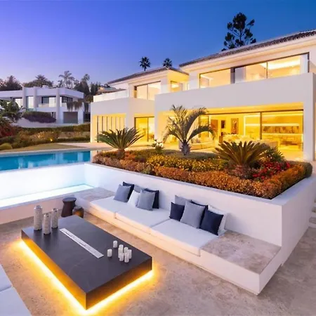 Villa Aurora